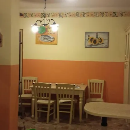 Camera Privata In Una Casa منزل للإقامة
